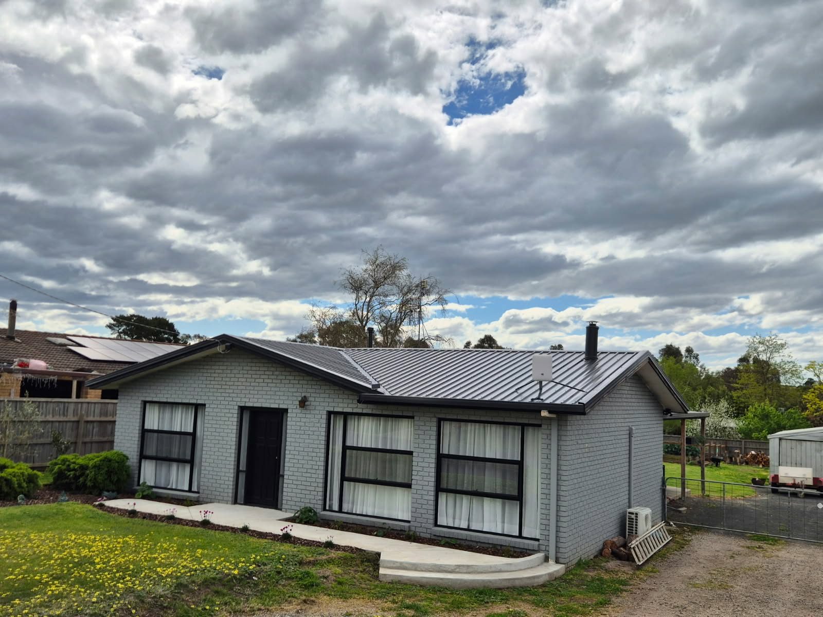 Same metal roof restored in deep Monument