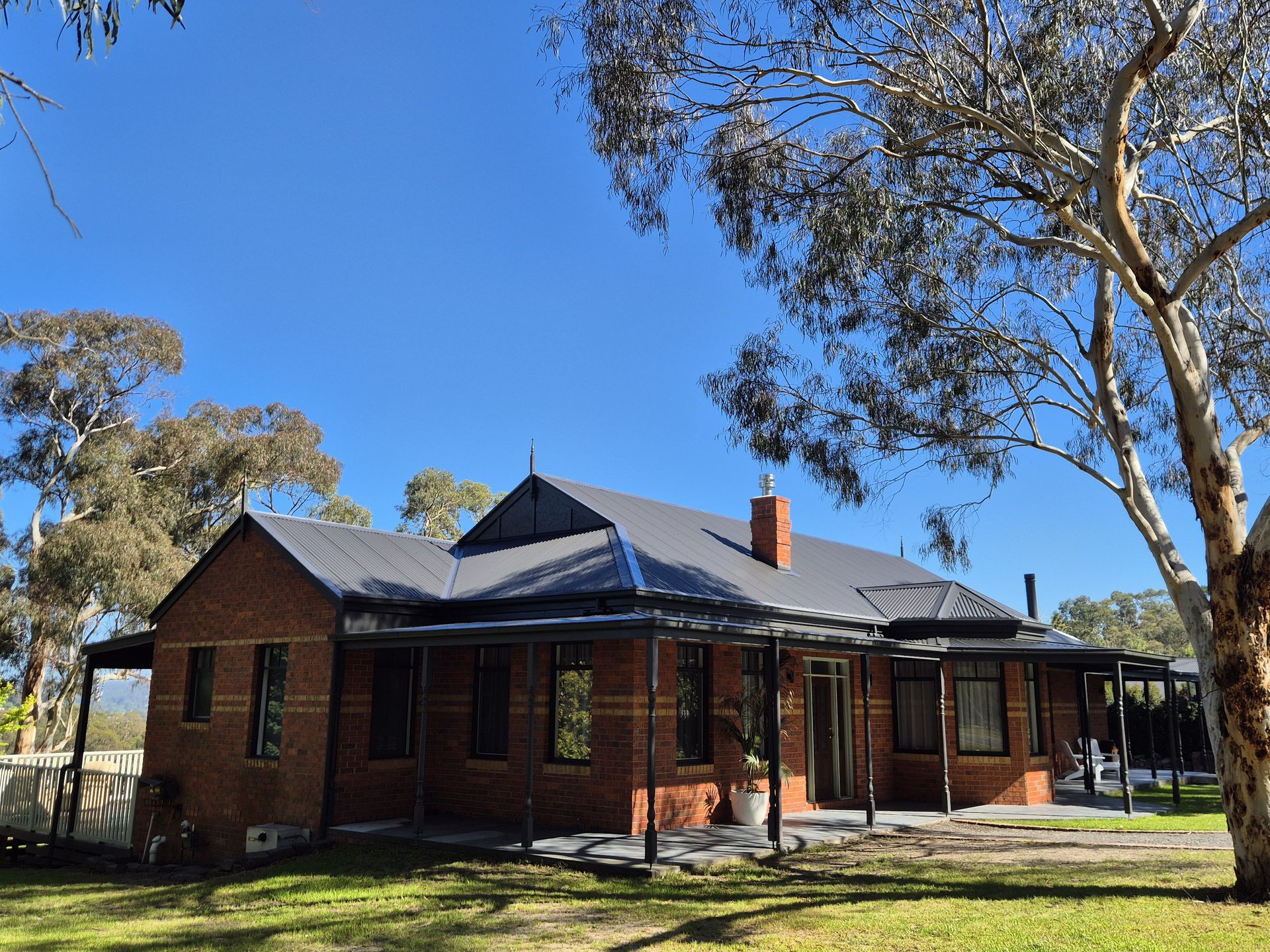 Re-bedding & Re-pointing by Elite Roofing Restorations